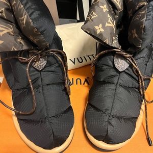 Louis Vuitton pillow comfort ankle boot
